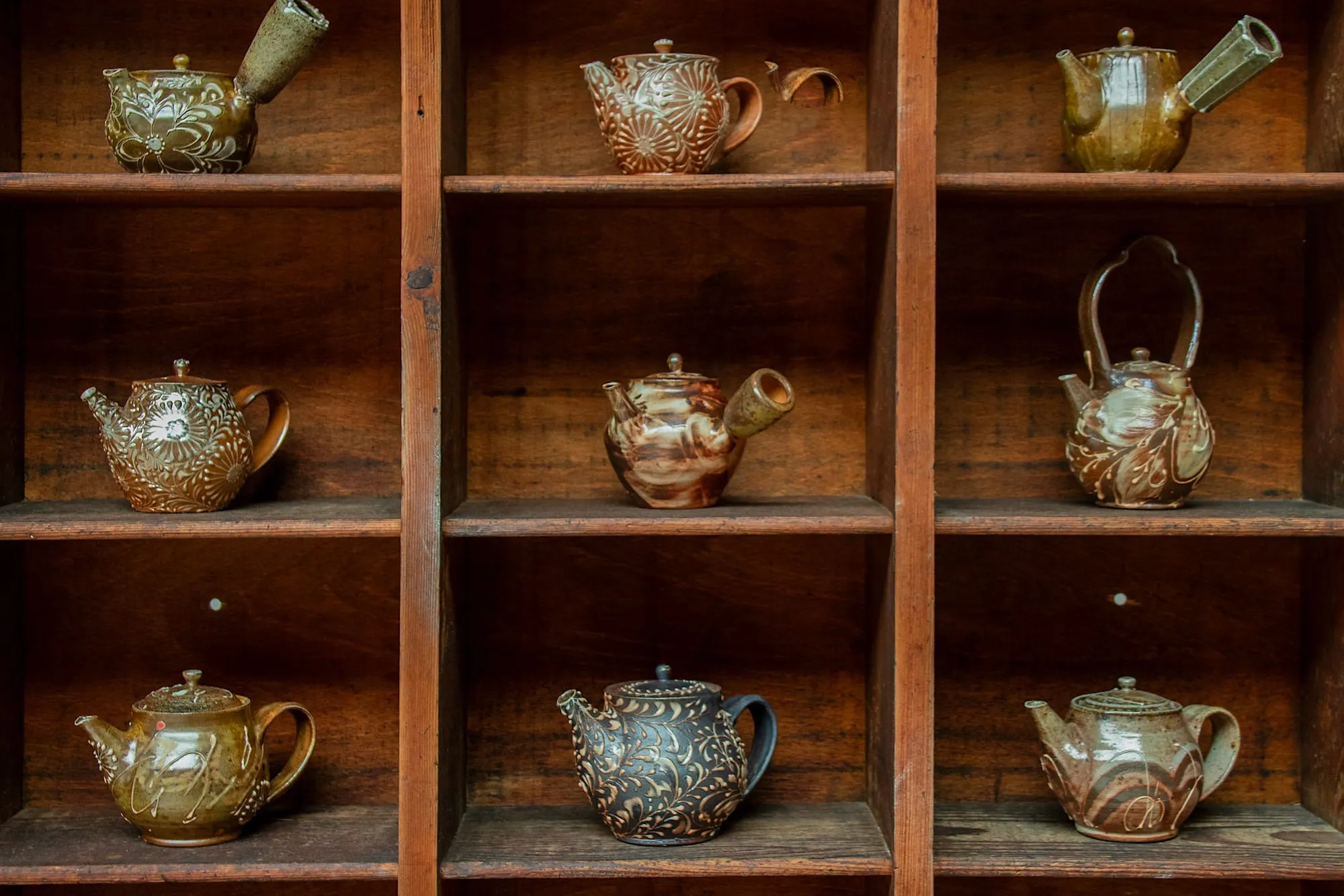 A teapot of one's own · Ayaka Iwabu