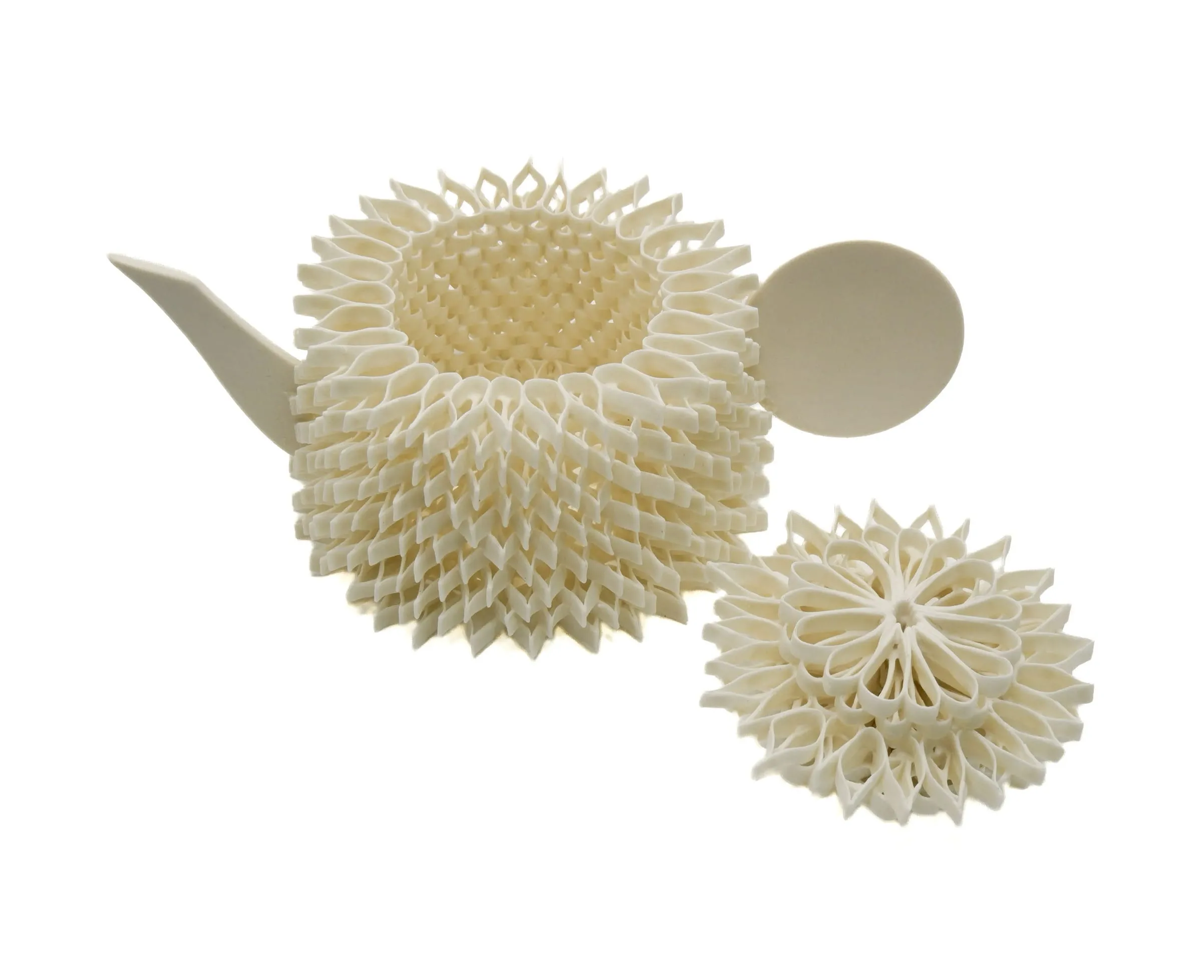 Jasmine Petal Teapot · Krisaya Luenganantakul