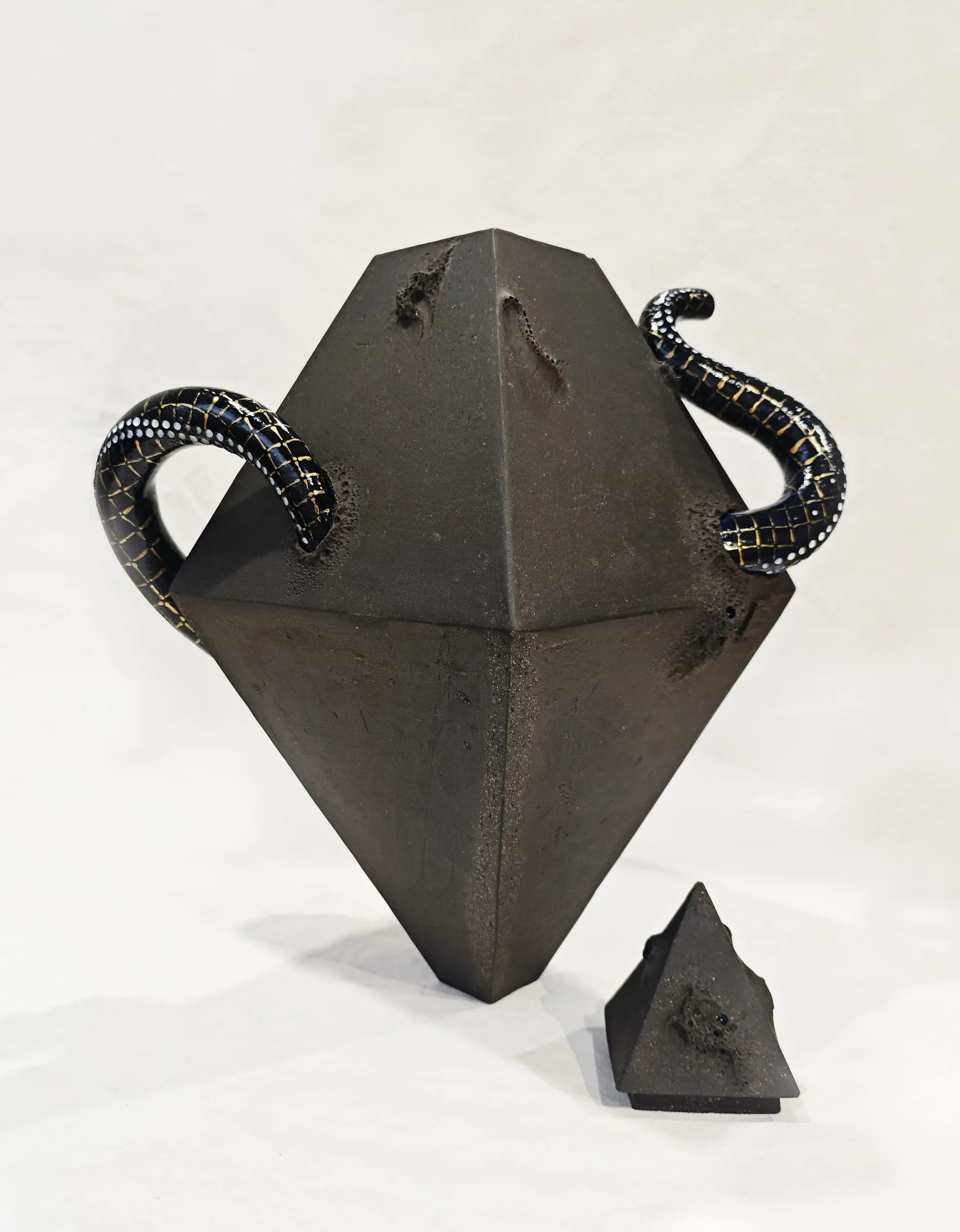 Secret Whispers of the Box · Zhao Huijuan